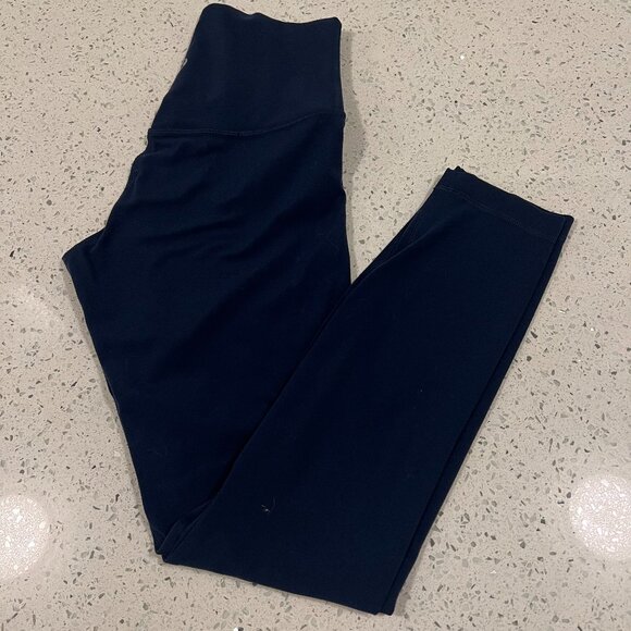 LULULEMON "In Movement" High-Rise Crop Everlux 19" or 25" | Sz 4 | True Navy - Picture 1 of 9